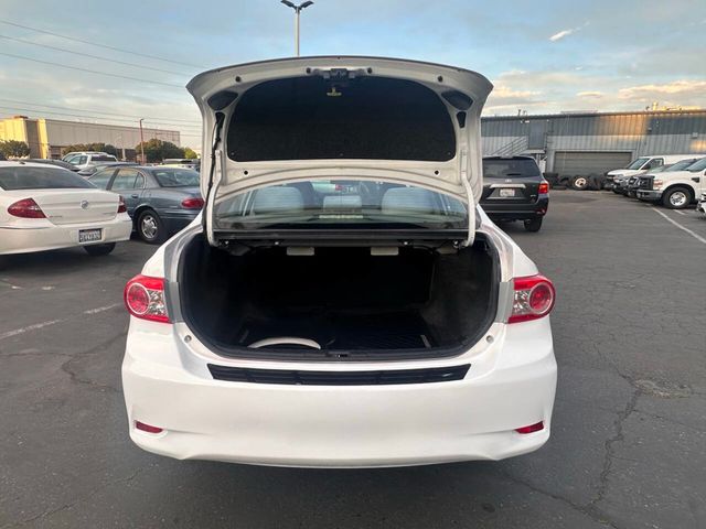 2012 Toyota Corolla LE 4dr Sedan 4A - 23011272 - 24