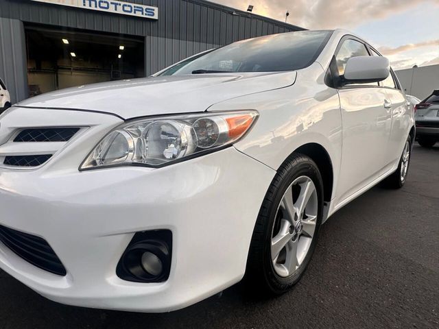 2012 Toyota Corolla LE 4dr Sedan 4A - 23011272 - 30