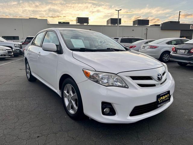 2012 Toyota Corolla LE 4dr Sedan 4A - 23011272 - 5