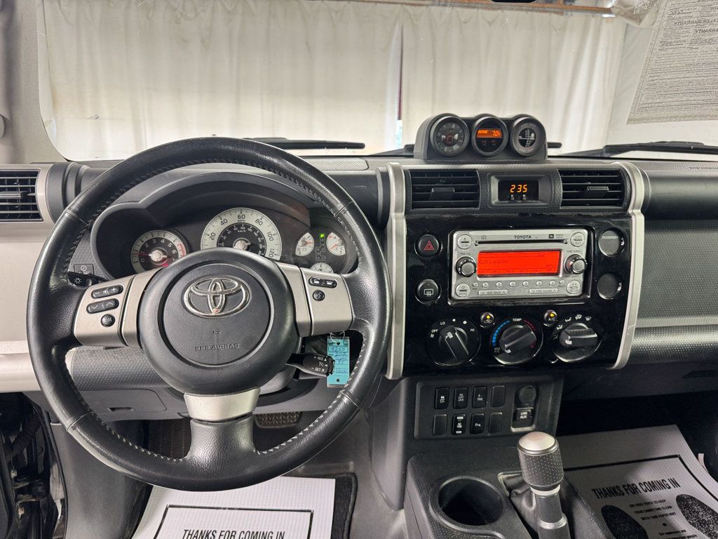 2012 Toyota FJ Cruiser 4WD - 23088329 - 12