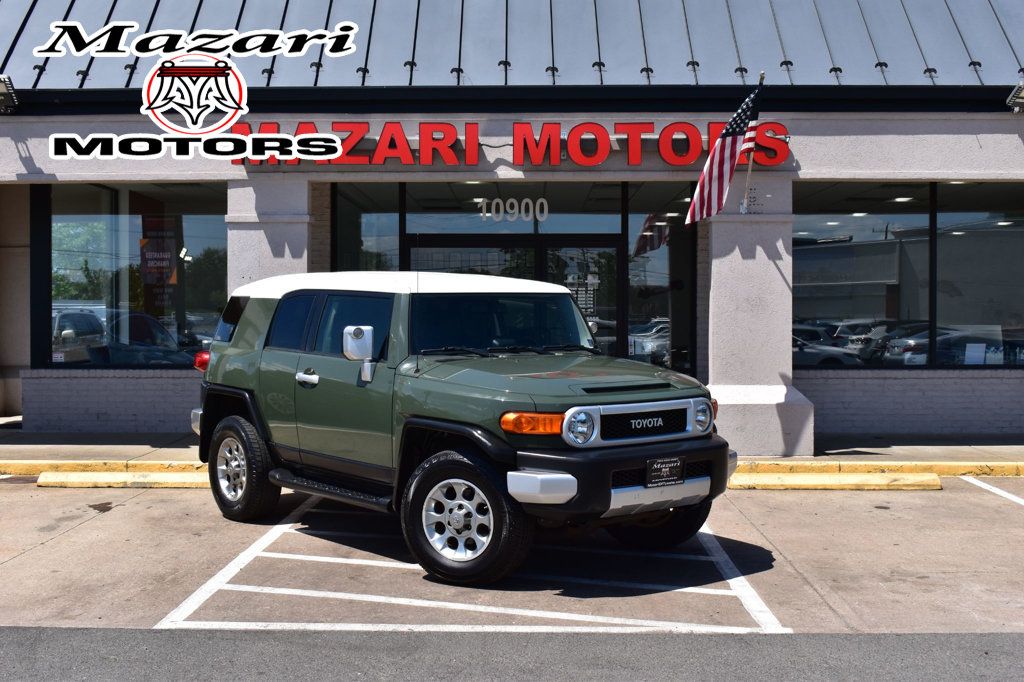 2012 Toyota FJ Cruiser 4WD 4dr Automatic - 23019854 - 0