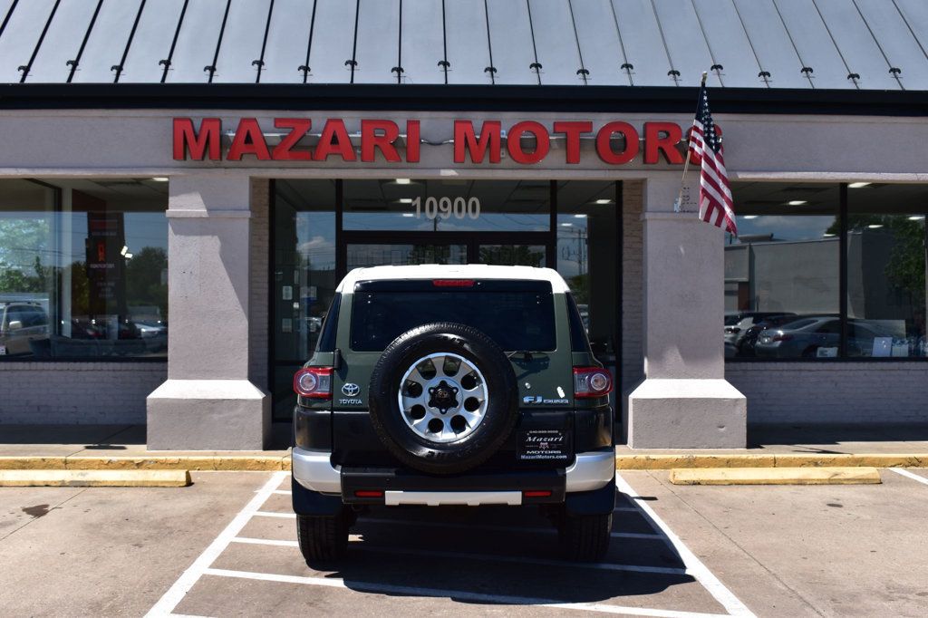 2012 Toyota FJ Cruiser 4WD 4dr Automatic - 23019854 - 9