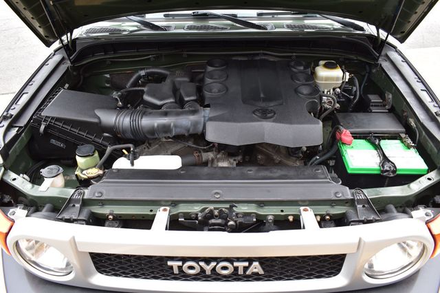 2012 Toyota FJ Cruiser 4WD 4dr Automatic - 23019854 - 12