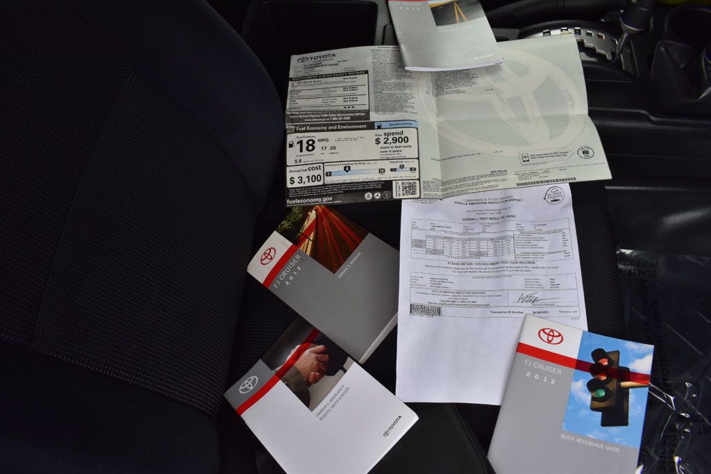 2012 Toyota FJ Cruiser 4WD 4dr Automatic - 23019854 - 13