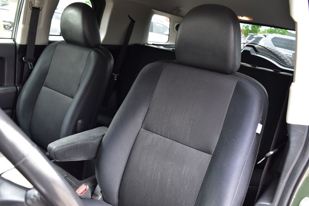 2012 Toyota FJ Cruiser 4WD 4dr Automatic - 23019854 - 15