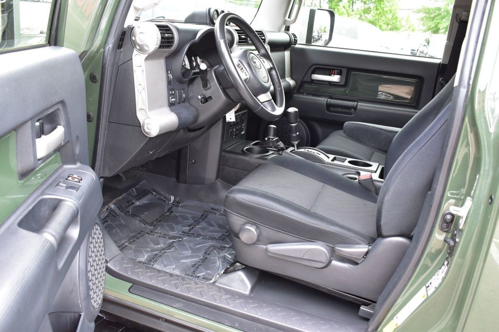 2012 Toyota FJ Cruiser 4WD 4dr Automatic - 23019854 - 16