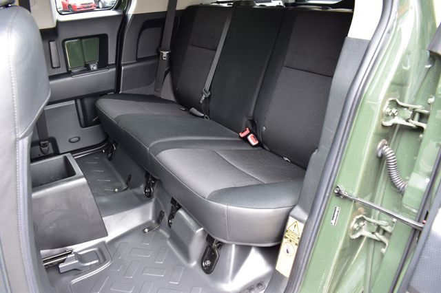 2012 Toyota FJ Cruiser 4WD 4dr Automatic - 23019854 - 21