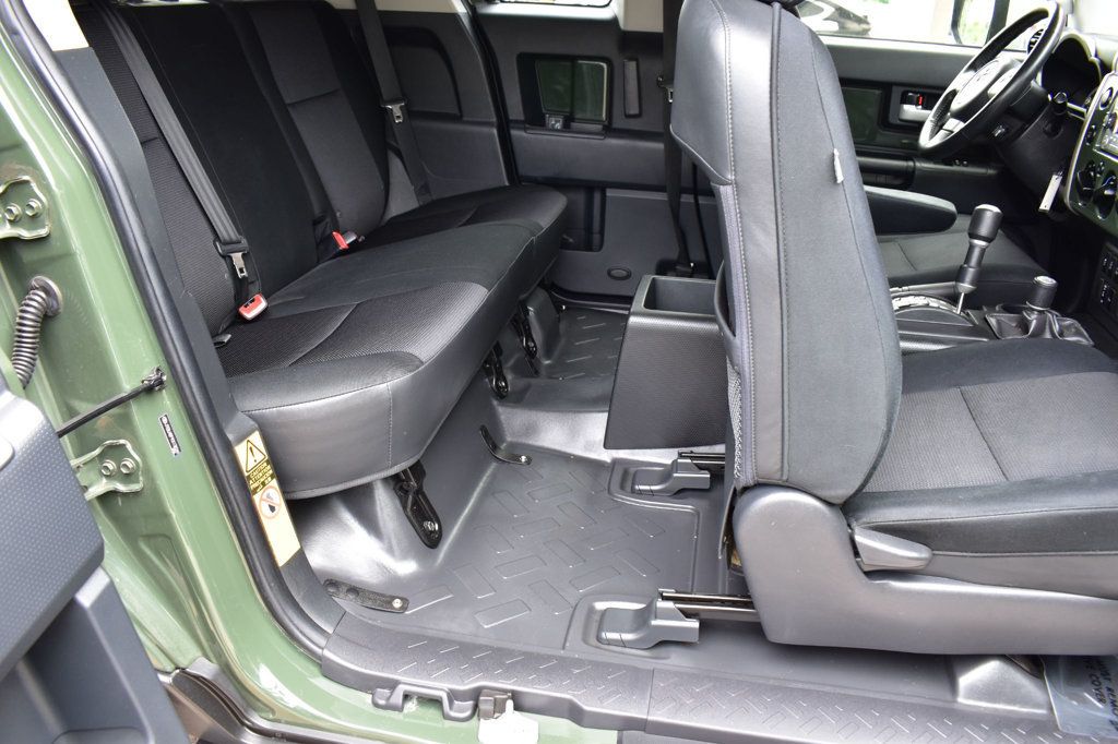 2012 Toyota FJ Cruiser 4WD 4dr Automatic - 23019854 - 23