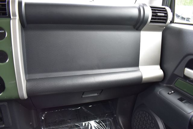 2012 Toyota FJ Cruiser 4WD 4dr Automatic - 23019854 - 31