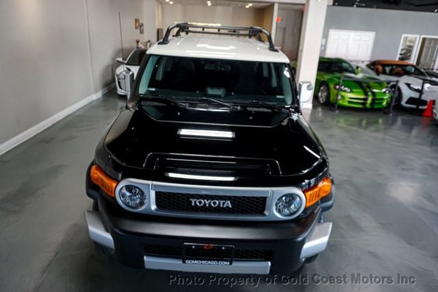 2012 Toyota FJ Cruiser *6-Speed Manual* *Only 24k Miles*  - 22592560 - 50