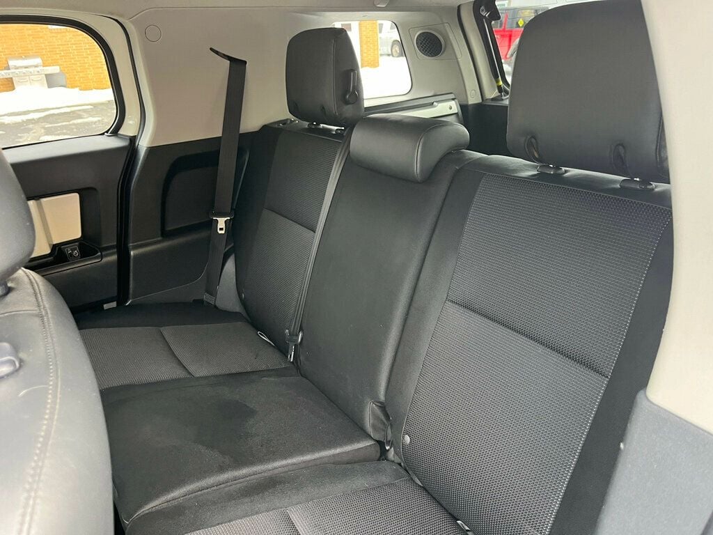 2012 Toyota FJ Cruiser PRISTINE, ICONIC & LEGENDARY - 22980033 - 20