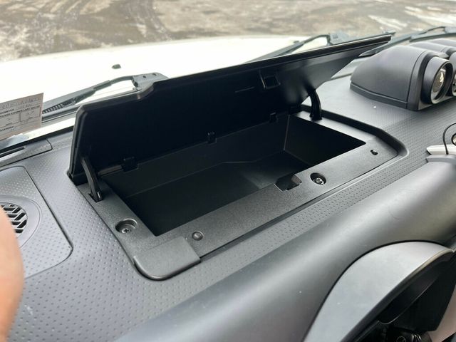 2012 Toyota FJ Cruiser PRISTINE, ICONIC & LEGENDARY - 22980033 - 26