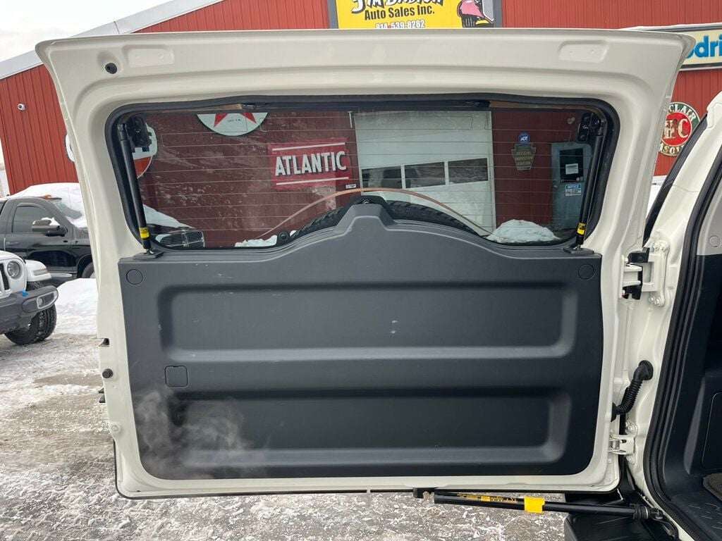 2012 Toyota FJ Cruiser PRISTINE, ICONIC & LEGENDARY - 22980033 - 35