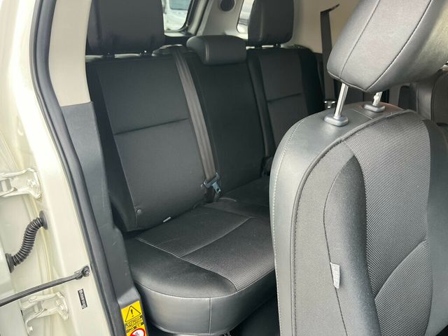 2012 Toyota FJ Cruiser PRISTINE, ICONIC & LEGENDARY - 22980033 - 38