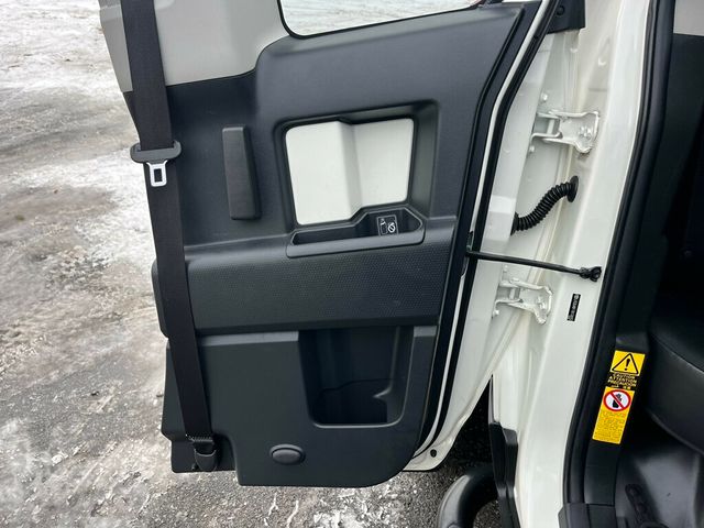 2012 Toyota FJ Cruiser PRISTINE, ICONIC & LEGENDARY - 22980033 - 39