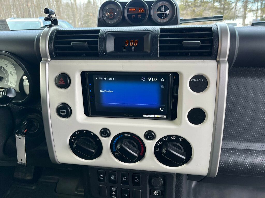 2012 Toyota FJ Cruiser PRISTINE, ICONIC & LEGENDARY - 22980033 - 43