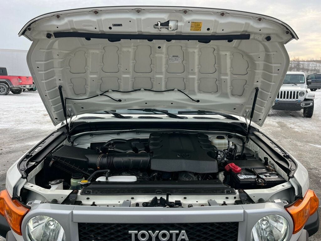 2012 Toyota FJ Cruiser PRISTINE, ICONIC & LEGENDARY - 22980033 - 46