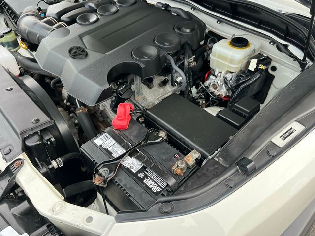 2012 Toyota FJ Cruiser PRISTINE, ICONIC & LEGENDARY - 22980033 - 54