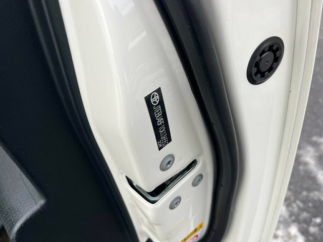 2012 Toyota FJ Cruiser PRISTINE, ICONIC & LEGENDARY - 22980033 - 58