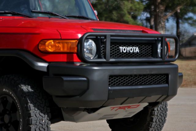 2012 Toyota FJ Cruiser TRD Trail Teams - 20502412 - 9