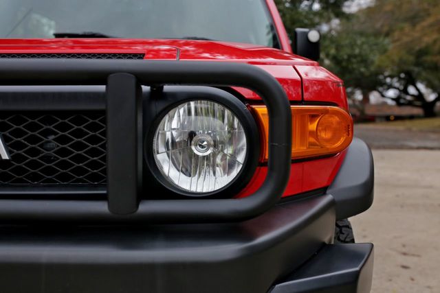 2012 Toyota FJ Cruiser TRD Trail Teams - 20502412 - 12