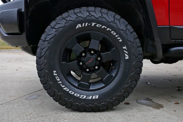 2012 Toyota FJ Cruiser TRD Trail Teams - 20502412 - 17