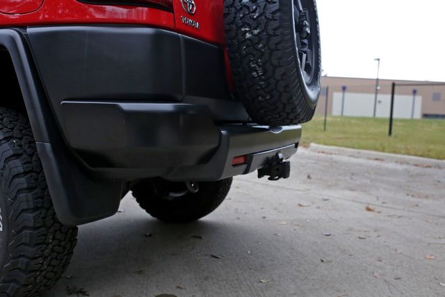 2012 Toyota FJ Cruiser TRD Trail Teams - 20502412 - 26