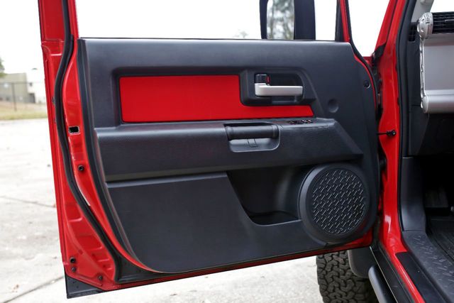 2012 Toyota FJ Cruiser TRD Trail Teams - 20502412 - 44