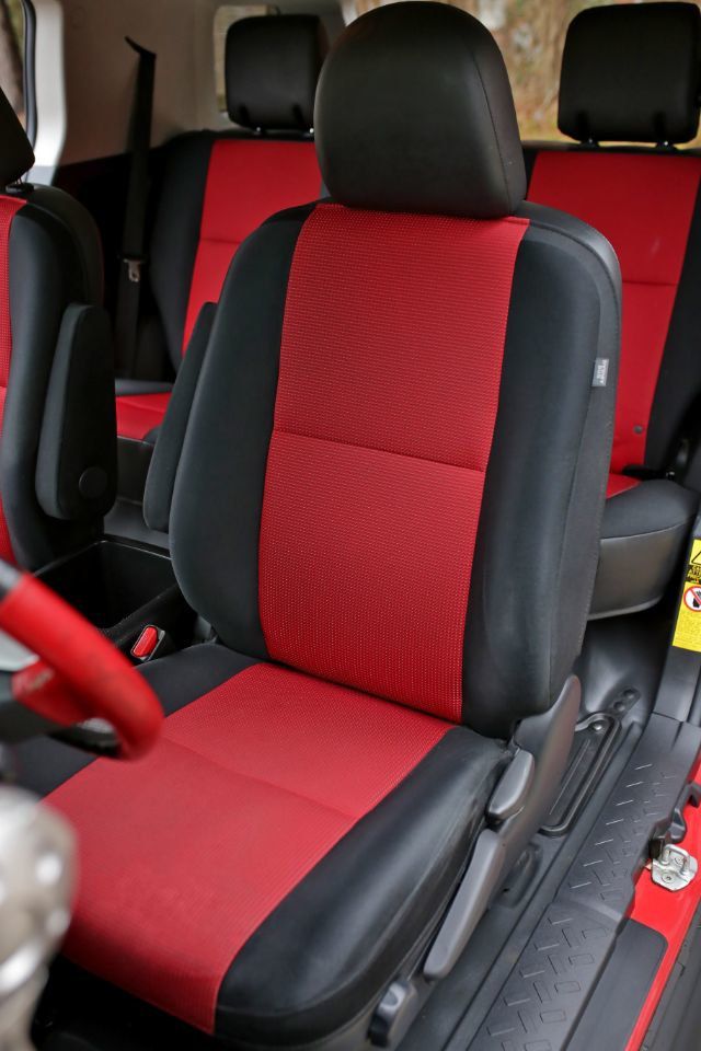 2012 Toyota FJ Cruiser TRD Trail Teams - 20502412 - 47