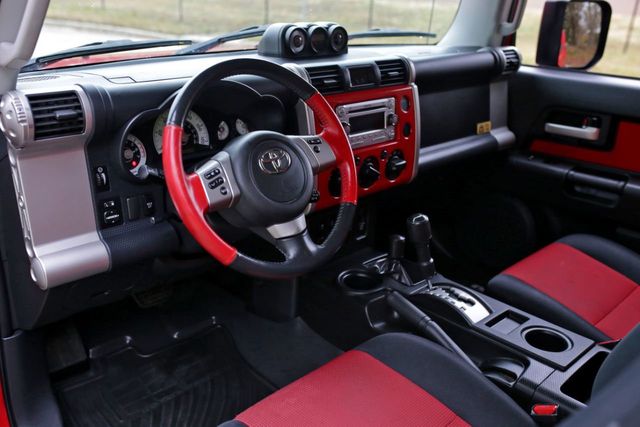 2012 Toyota FJ Cruiser TRD Trail Teams - 20502412 - 48