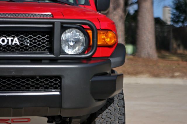 2012 Toyota FJ Cruiser TRD Trail Teams - 20502412 - 6