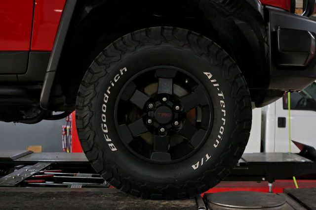 2012 Toyota FJ Cruiser TRD Trail Teams - 20502412 - 71