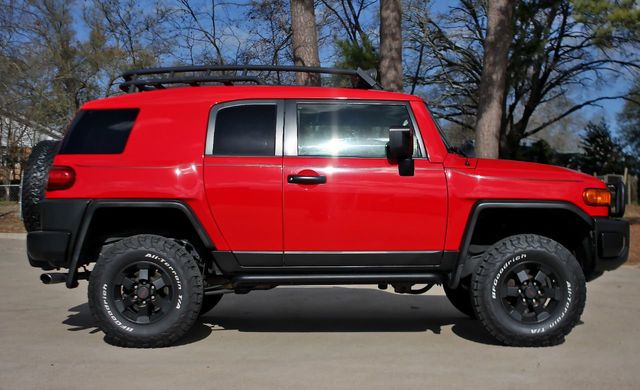 2012 Toyota FJ Cruiser TRD Trail Teams - 20502412 - 7