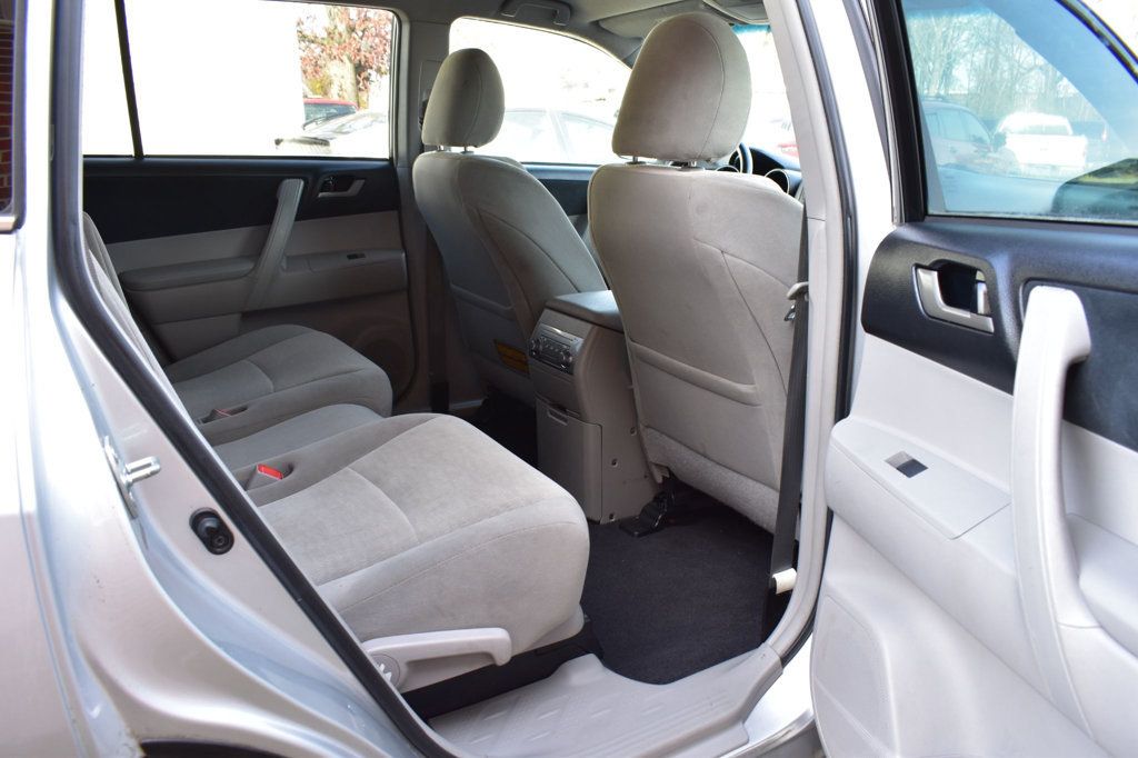 2012 Toyota Highlander 4WD 4dr V6 - 22976438 - 19