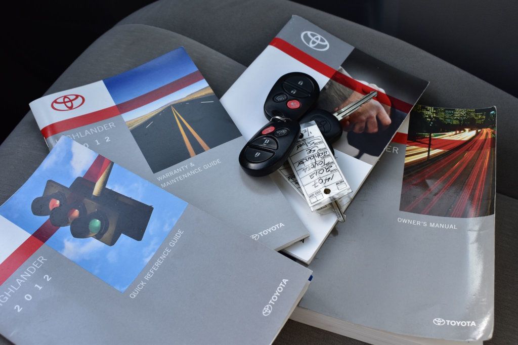 2012 Toyota Highlander 4WD 4dr V6 - 22976438 - 43