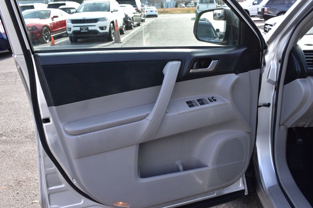 2012 Toyota Highlander 4WD 4dr V6 - 22976438 - 44