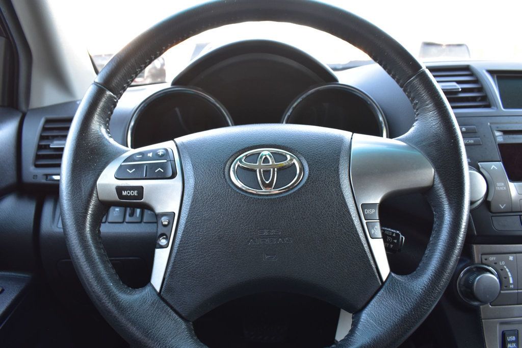 2012 Toyota Highlander 4WD 4dr V6 SE - 22926803 - 29