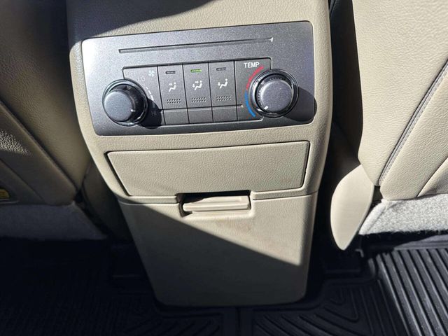 2012 Toyota Highlander 4WD 4dr V6 SE - 22937440 - 32