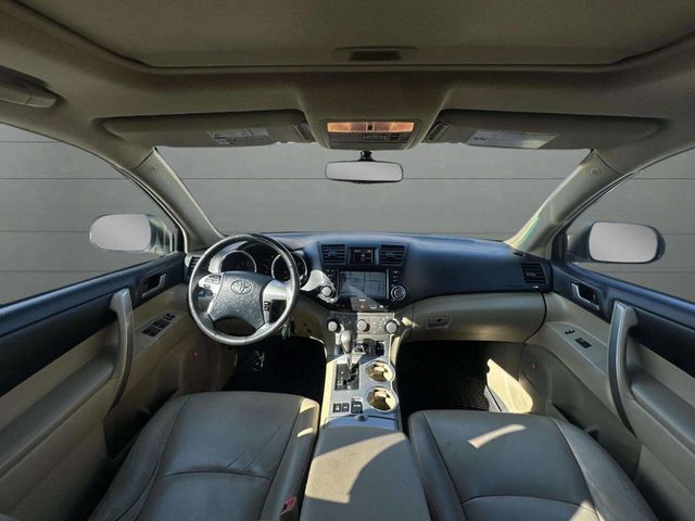 2012 Toyota Highlander 4WD 4dr V6 SE - 22937440 - 35