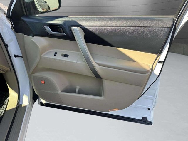 2012 Toyota Highlander 4WD 4dr V6 SE - 22937440 - 36