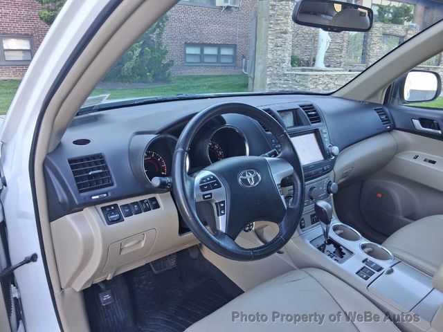 2012 Toyota Highlander 4WD 4dr V6 SE - 23036777 - 13