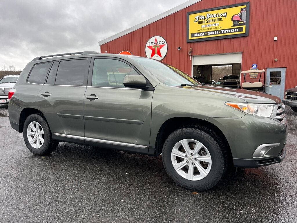 2012 Toyota Highlander 4wd Loaded with 3rd row seating - 22386508 - 0