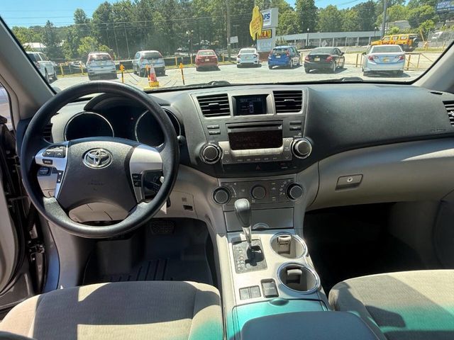 2012 Toyota Highlander Base 4dr SUV - 23027933 - 14