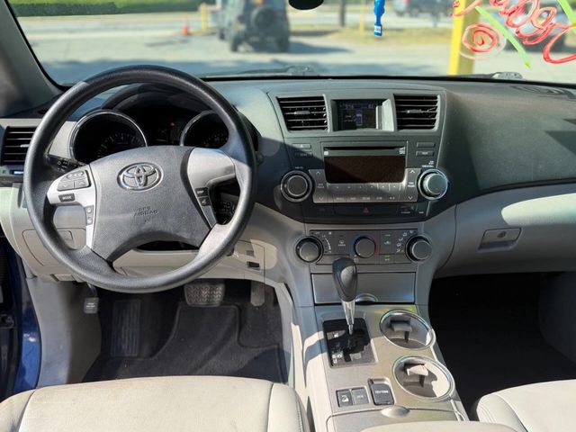 2012 Toyota Highlander Base AWD 4dr SUV - 23023455 - 12