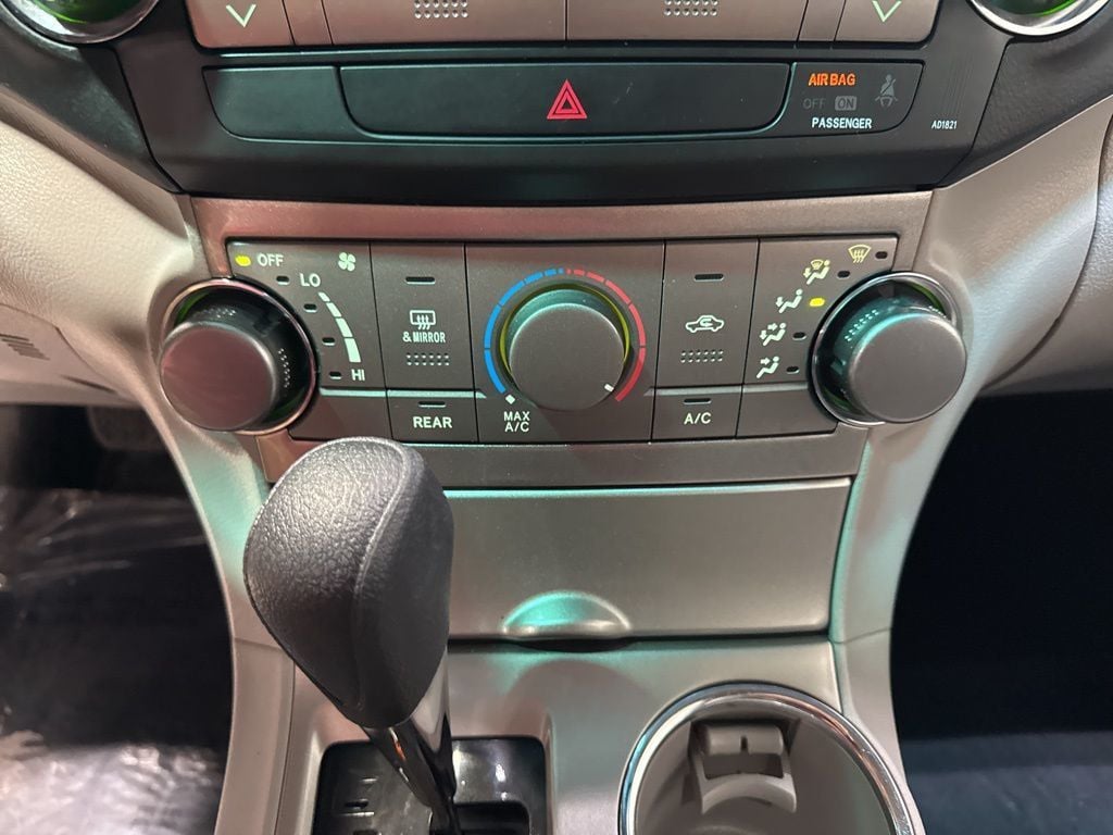 2012 Toyota Highlander Base Trim - 22995539 - 14