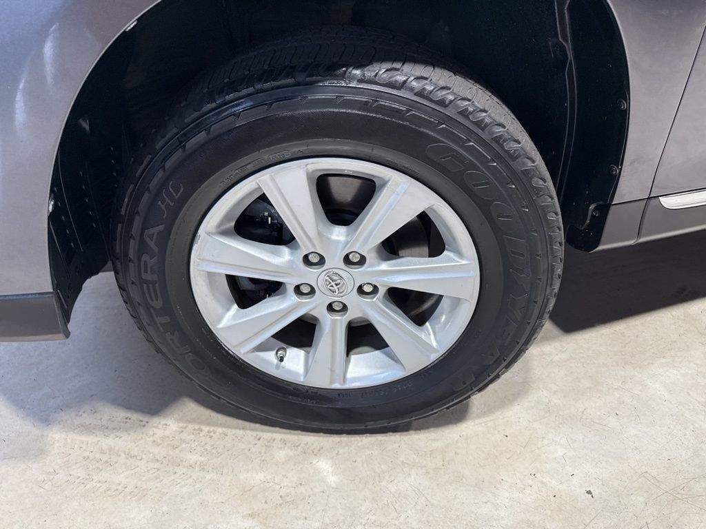 2012 Toyota Highlander Base Trim - 22995539 - 1