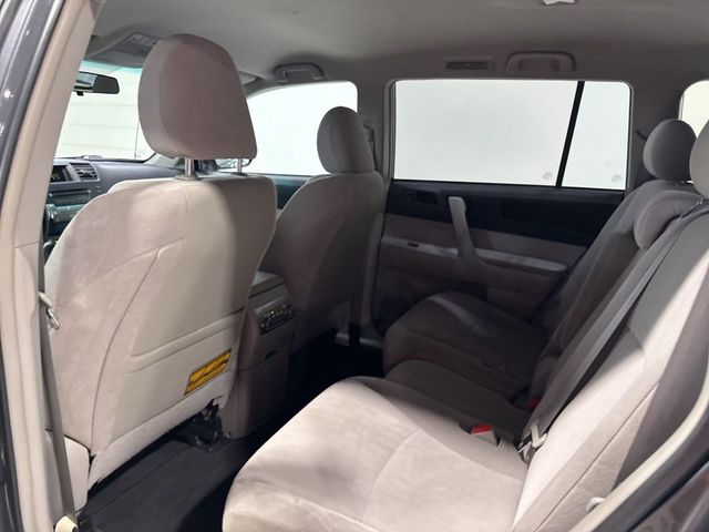 2012 Toyota Highlander Base Trim - 22995539 - 23