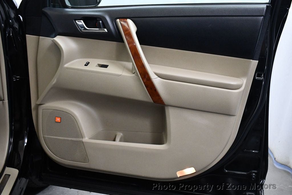 2012 Toyota Highlander Limited photo 14