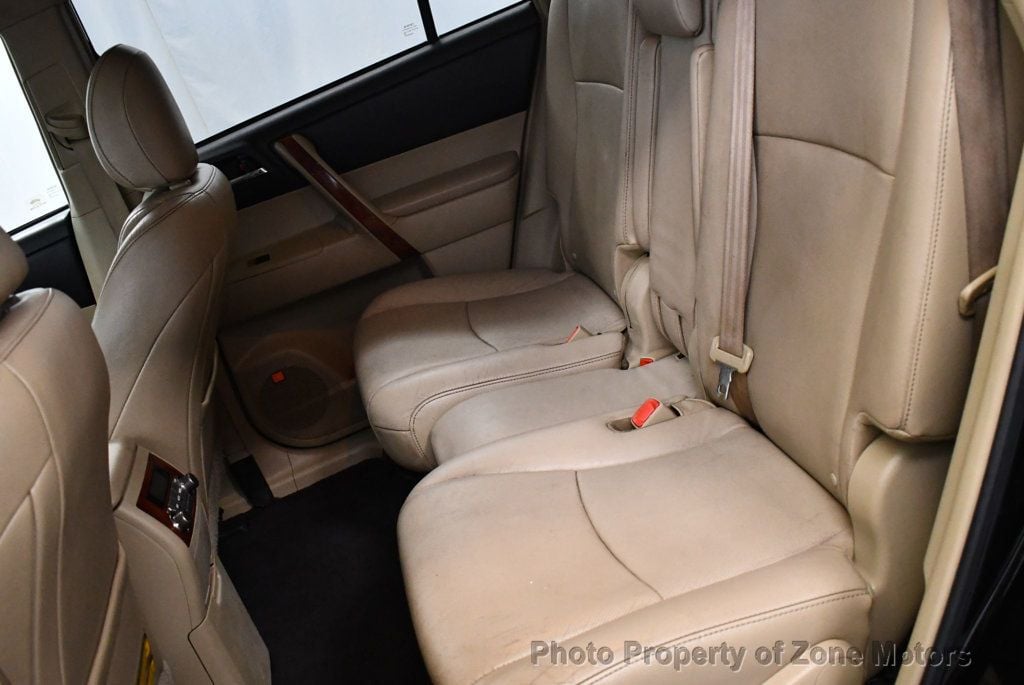 2012 Toyota Highlander Limited photo 22
