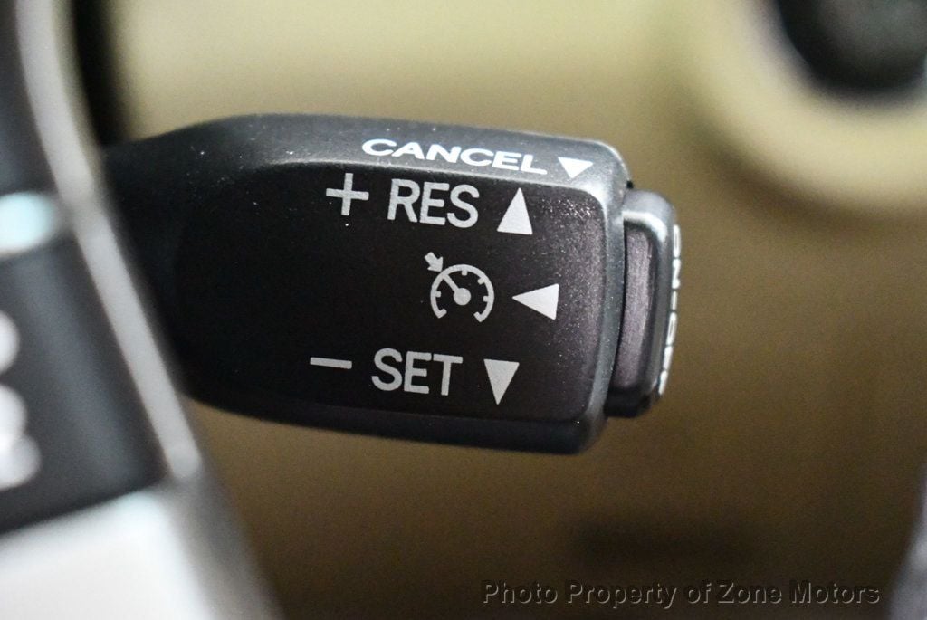 2012 Toyota Highlander Limited photo 45